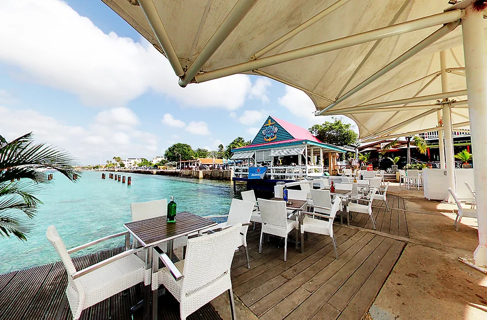 Karel's Beach Bar